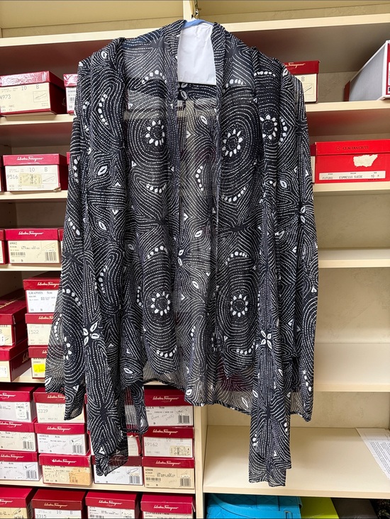 eskandar Tops - Eskandar black and white patterned open-front 100% silk Shirt and matching scarf